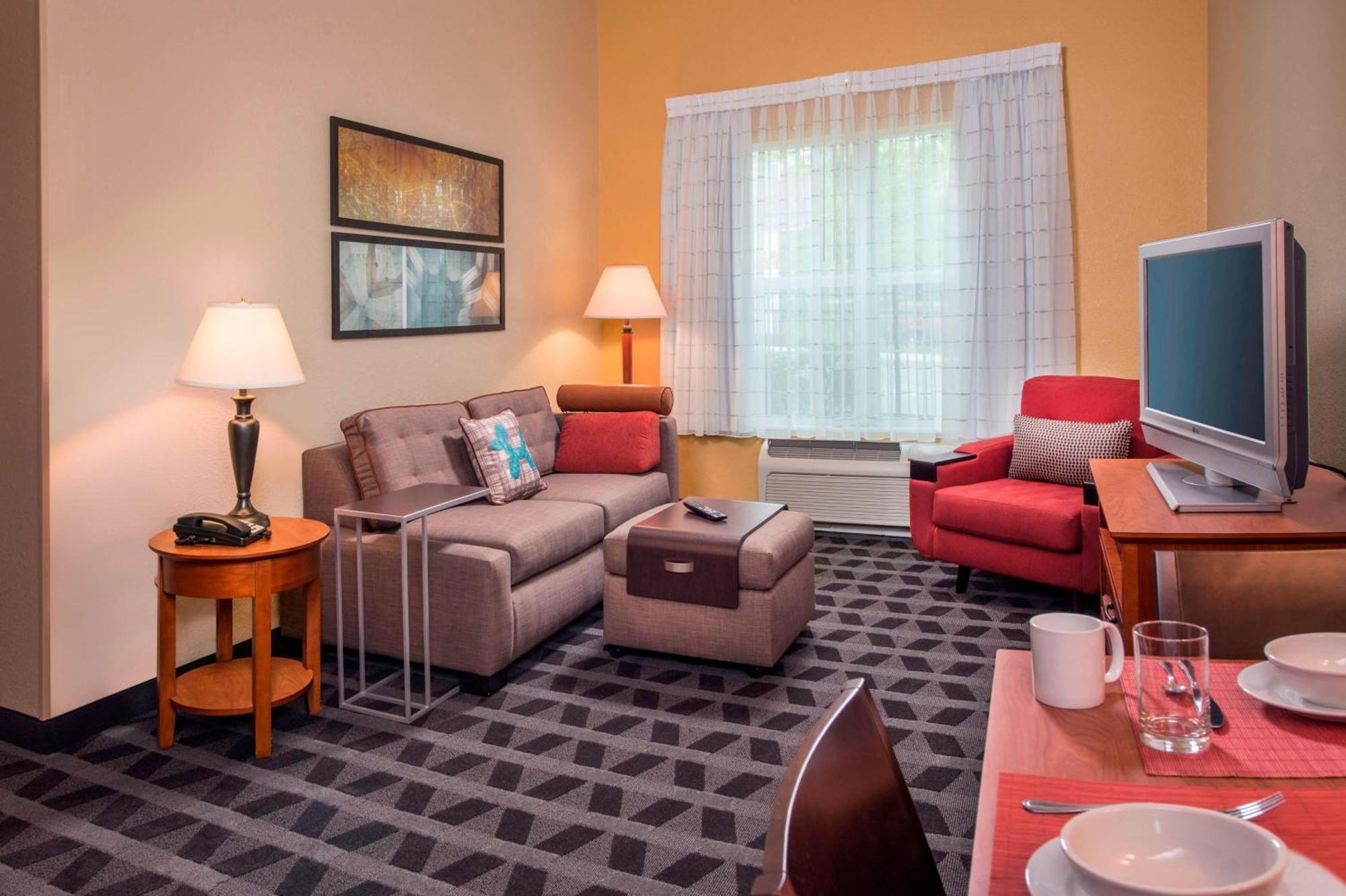 Towneplace Suites By Marriott Clinton At Joint Base Andrews Exterior foto
